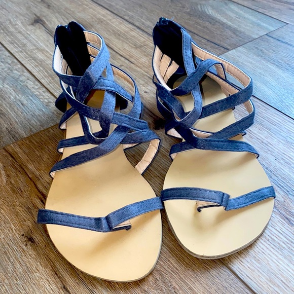 Sandals - Picture 1 of 5